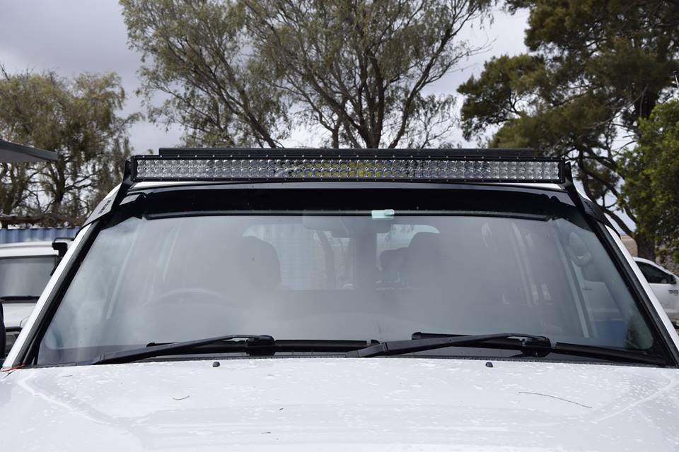 
                  
                    Toyota Landcruiser 105 Series Bullseye Bracket Curved Lightbar Mount
                  
                