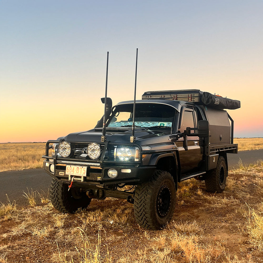 
                  
                    79 Series Dash Shade Solar Screen
                  
                