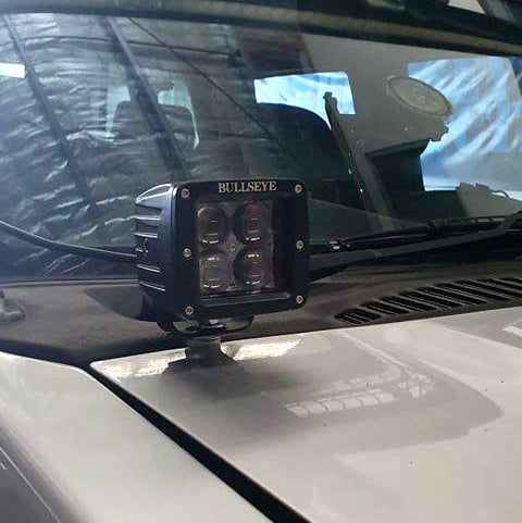 Nissan Navara D22 Bonnet Aerial/Light Bracket