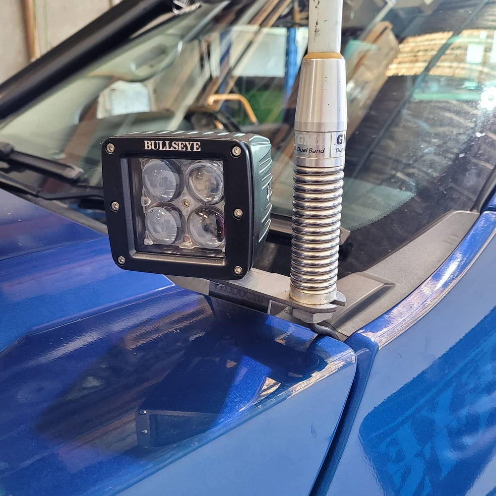 
                  
                    Mazda BT-50 Bonnet Aerial and Light Mount
                  
                